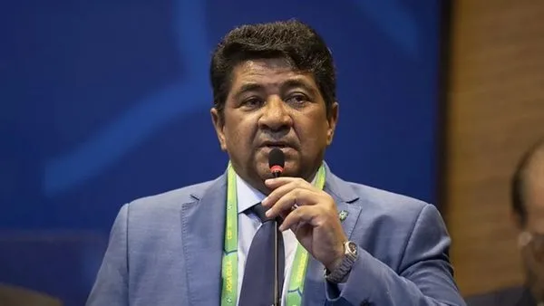 رئيس الاتحاد البرازيلي لكرة القدم حول تعيين أنشيلوتي: أعظم مدرب تاريخي يقود أفضل منتخب في العالم رئيس الاتحاد البرازيلي لكرة القدم حول تعيين أنشيلوتي: أعظم مدرب تاريخي يقود أفضل منتخب في العالم