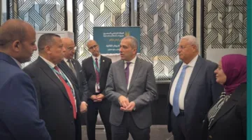 رئيس البنك الزراعي المصري يقوم بجولة تفقدية للأعمال النهائية في مقر البنك بالعاصمة الإدارية تمهيداً لافتتاحه قريباً.