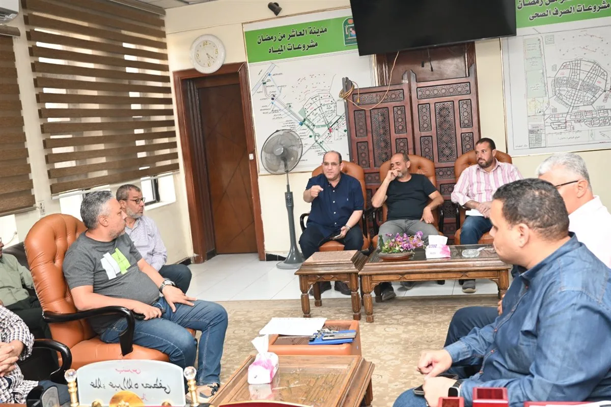 رئيس الجهاز بالعاشر يستكشف حلولاً تقنية لمواجهة التحديات المتزايدة في نظام الصرف الصناعي رئيس الجهاز بالعاشر يستكشف حلولاً تقنية لمواجهة التحديات المتزايدة في نظام الصرف الصناعي