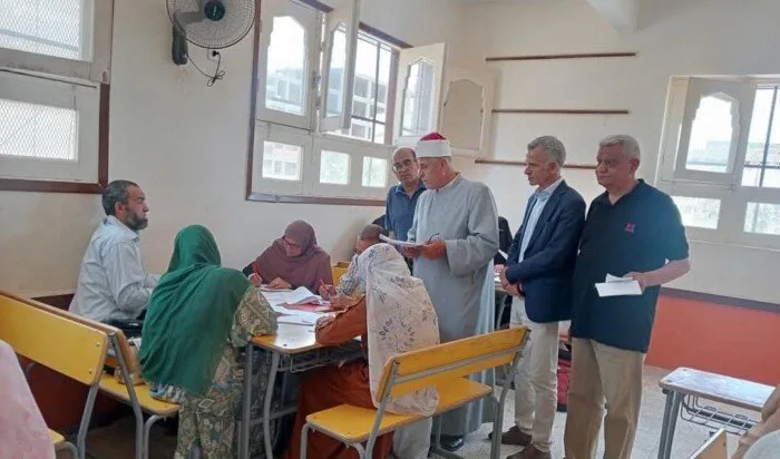 رئيس المنطقة الأزهرية بالقليوبية يقوم بزيارة لمراكز تقييم درجات الشهادتين الابتدائية والإعدادية. رئيس المنطقة الأزهرية بالقليوبية يقوم بزيارة لمراكز تقييم درجات الشهادتين الابتدائية والإعدادية.