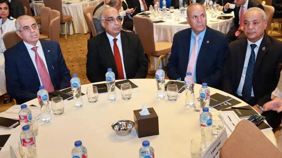 رئيس النيابة الإدارية يشارك في احتفالات يوم التحكيم المصري رئيس النيابة الإدارية يشارك في احتفالات يوم التحكيم المصري