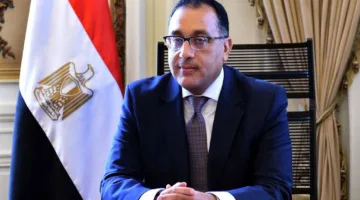 رئيس الوزراء: ارتفاع مستوى الكبريت في الشحنة المستوردة هو سبب أزمة البنزين الملوث.
