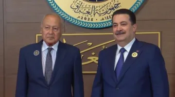 رئيس الوزراء العراقي يستضيف أبو الغيط في موقع قمة الجامعة العربية ببغداد