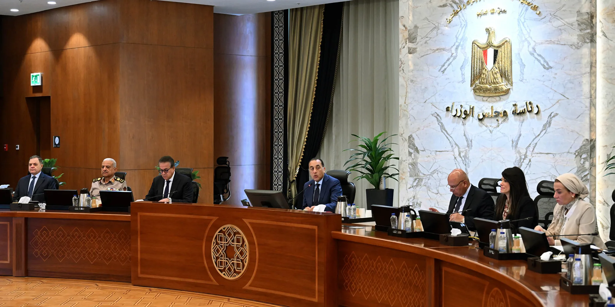 رئيس الوزراء: تقديم التسهيلات المطلوبة وإزالة المعوقات أمام المستثمرين الأمريكيين في مصر رئيس الوزراء: تقديم التسهيلات المطلوبة وإزالة المعوقات أمام المستثمرين الأمريكيين في مصر