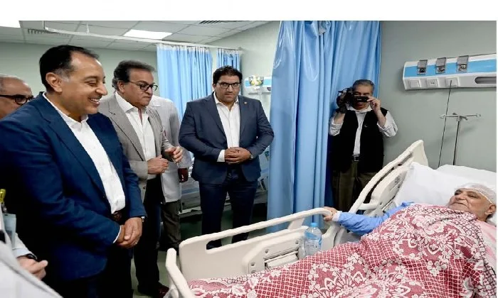رئيس الوزراء من المجمع الطبي بطنطا: تعزيز قدرات منشآت التأمين الصحي أولوية لارتقاء الخدمة المقدمة للمواطنين