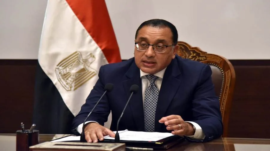 رئيس الوزراء يتفقد مشروع إسكان لمحدودي الدخل بالعجيزي نفذه صندوق التنمية الحضرية