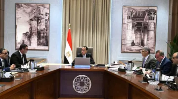 رئيس الوزراء يراقب تقدم أعمال تطوير أرض مطار إمبابة ومنطقة عزيز عزت