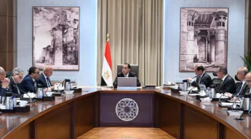 رئيس الوزراء يراقب سير تنفيذ تطوير النظام الجمركي وإجراءات التسجيل المسبق للشحنات.