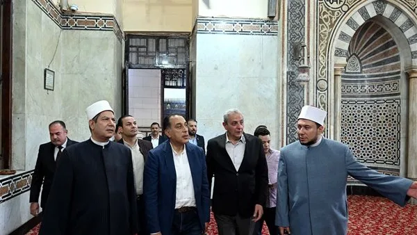 رئيس الوزراء يزور عدد من المنشآت الصحية بالغربية