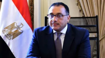 رئيس الوزراء يشرف على تقدم أعمال تطوير منطقة مطار إمبابة وعزيز عزت