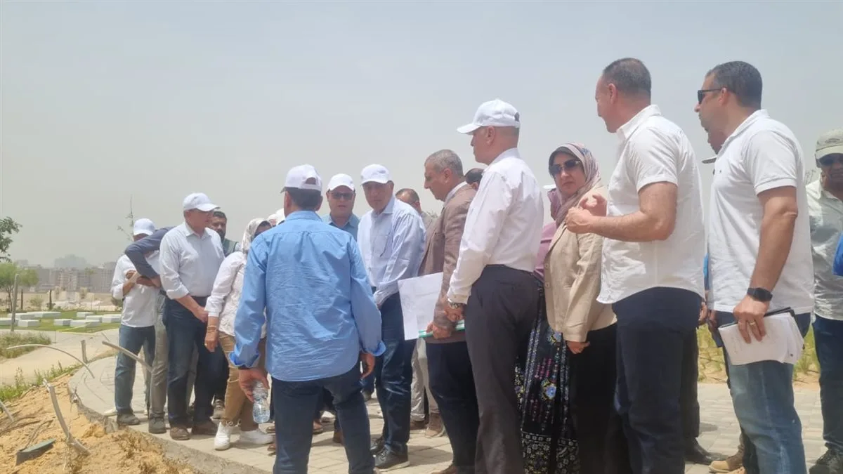 رئيس الوزراء يعلن عن مفاجأة تخص مشروع تطوير حدائق تلال الفسطاط رئيس الوزراء يعلن عن مفاجأة تخص مشروع تطوير حدائق تلال الفسطاط