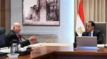 رئيس الوزراء يقدم اقتراحًا لتحسين الاستخدام السياحي لمسار العائلة المقدسة