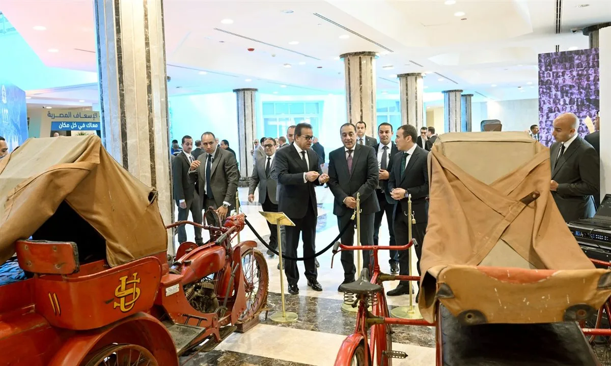 رئيس الوزراء يقوم بزيارة مركز التدريب الوطني في موقع هيئة الإسعاف الجديد رئيس الوزراء يقوم بزيارة مركز التدريب الوطني في موقع هيئة الإسعاف الجديد