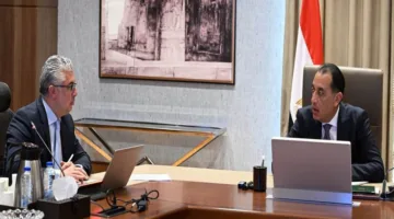 رئيس الوزراء يناقش مشروعات الهيئة مع رئيس “اقتصادية قناة السويس”