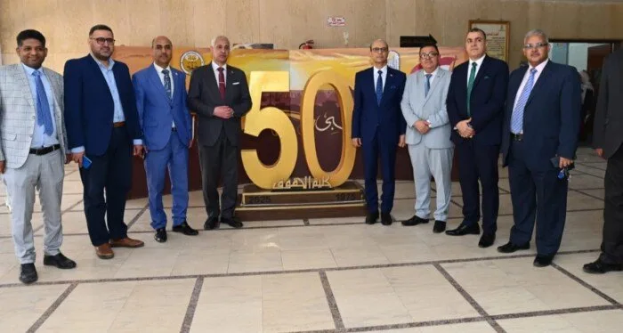رئيس جامعة أسيوط يدشن مشروع تطوير المرافق الإدارية لكلية الحقوق رئيس جامعة أسيوط يدشن مشروع تطوير المرافق الإدارية لكلية الحقوق