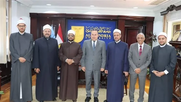 رئيس جامعة الإسكندرية يستقبل الأمين العام لمجمع البحوث الإسلامية