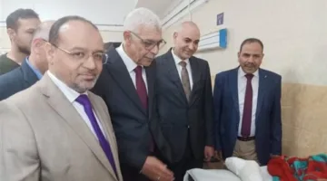 رئيس جامعة المنوفية يزور المصابين في حادث سقوط مصعد المستشفيات الجامعية للاطمئنان على صحتهم