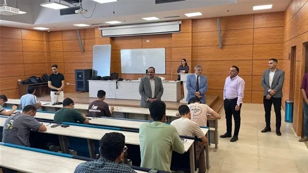 رئيس جامعة بنها الأهلية يزور كليتي علوم الحاسب والاقتصاد للوقوف على سير الامتحانات رئيس جامعة بنها الأهلية يزور كليتي علوم الحاسب والاقتصاد للوقوف على سير الامتحانات