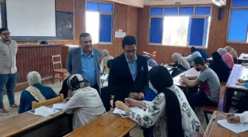 رئيس جامعة بنها يثني على الجهود المبذولة في إدارة العملية الامتحانية