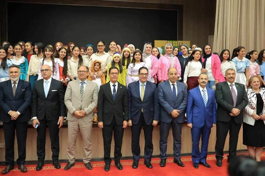 رئيس جامعة حلوان يطلق المهرجان الأول لتحالف الجامعات في القاهرة الكبرى للفنون الشعبية