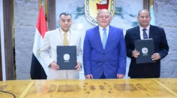 رئيس جامعة سوهاج يشارك في توقيع مذكرة تعاون بين كلية الحاسبات والمعهد العالي لنظم التجارة الإلكترونية