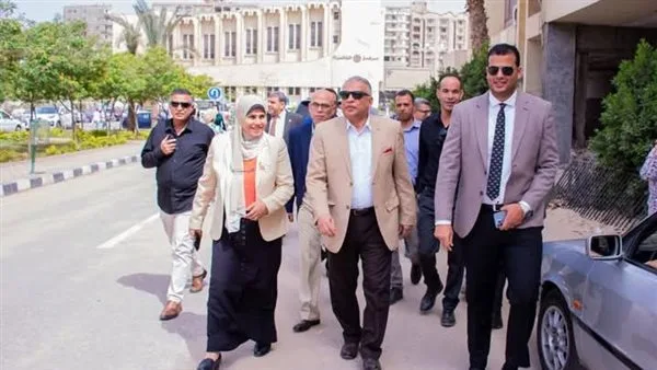 رئيس جامعة طنطا يراقب تقدم تطوير كليتي التمريض وطب الأسنان رئيس جامعة طنطا يراقب تقدم تطوير كليتي التمريض وطب الأسنان