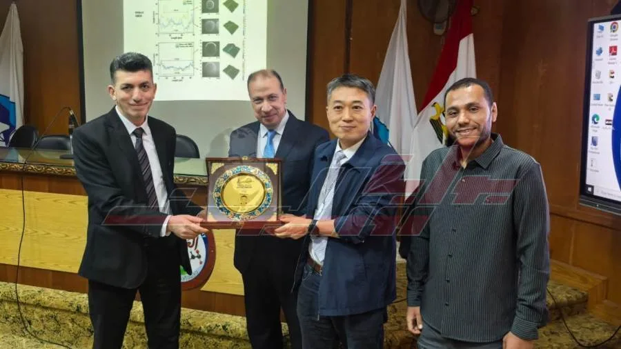 رئيس جامعة كفر الشيخ يستقبل وفد جامعة "صينية لبحث سبل التعاون العلمي
