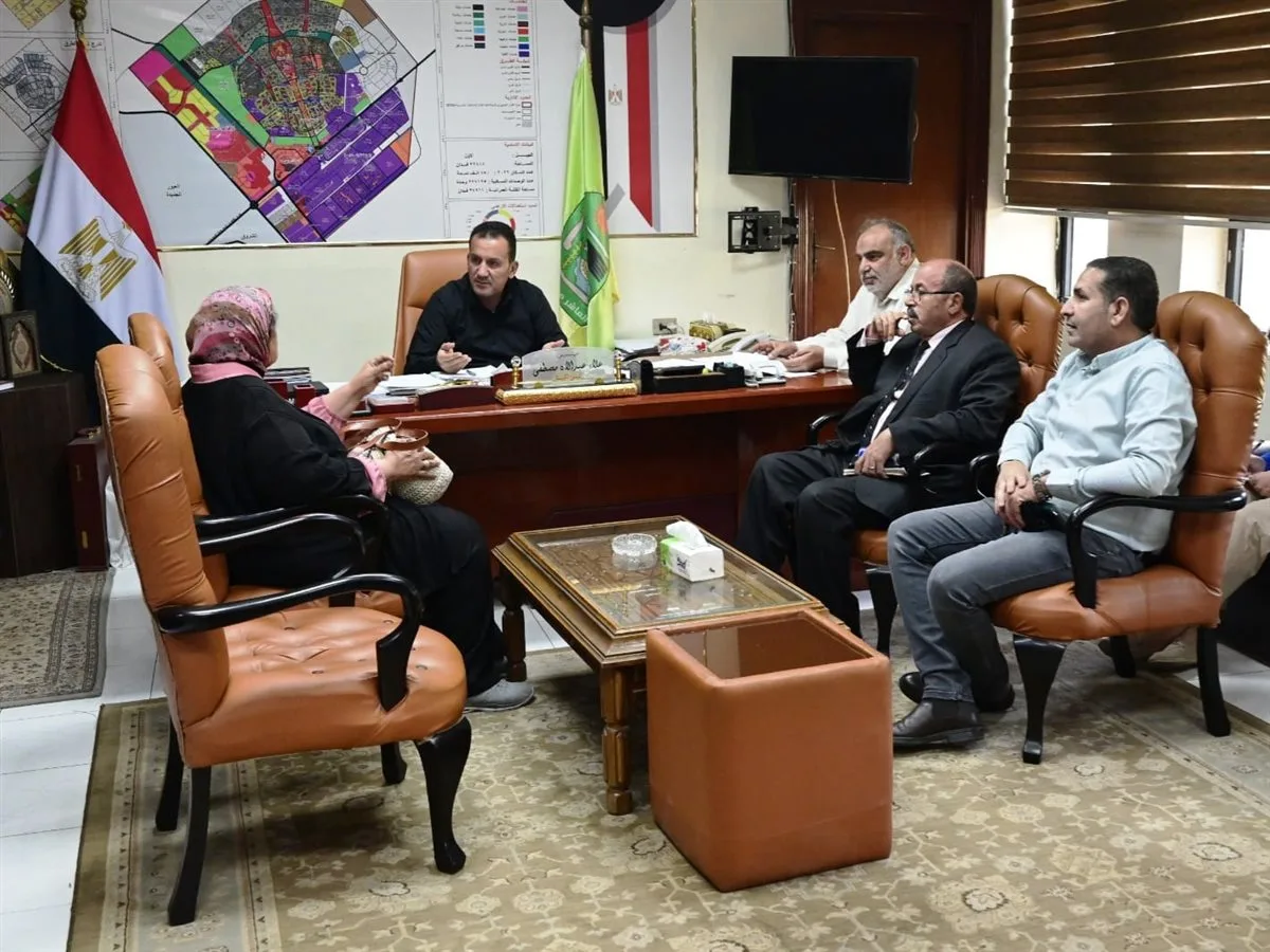 رئيس جهاز العاشر يناقش سبل معالجة تحديات محطة تحويل مياه “أبو سمران” رئيس جهاز العاشر يناقش سبل معالجة تحديات محطة تحويل مياه “أبو سمران”