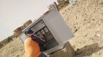 رئيس جهاز سوهاج الجديدة يراقب تطورات تنفيذ شبكة الكهرباء لمناطق الخدمات