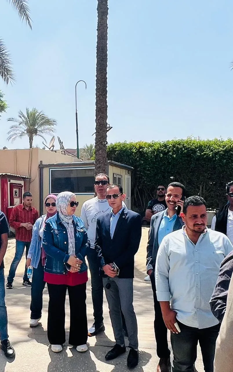 رئيس جهاز مثلث ماسبيرو يقود جهوداً كبيرة لإنهاء عقد حديقة الجيزة بارك. رئيس جهاز مثلث ماسبيرو يقود جهوداً كبيرة لإنهاء عقد حديقة الجيزة بارك.