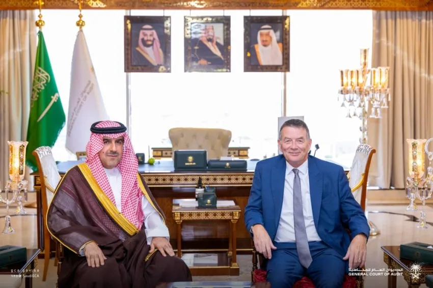 رئيس ديوان المحاسبة ورئيس محكمة التدقيق في الاتحاد الأوروبي يناقشان طرق تعزيز التعاون