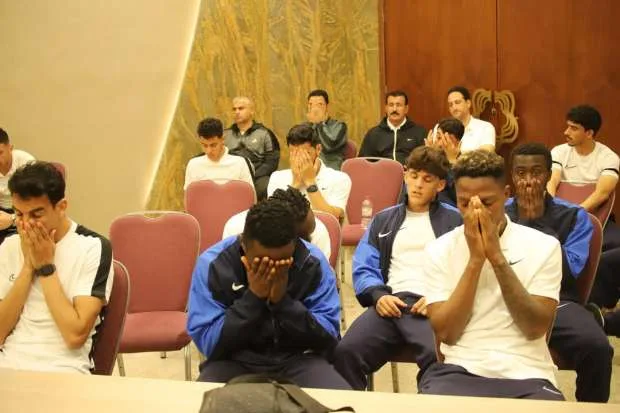 رئيس سموحة يحفز اللاعبين قبل مواجهة طلائع الجيش ويشدد على أهمية الفوز