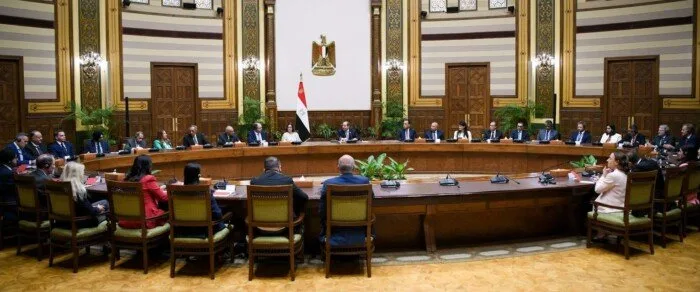 رئيس غرفة التجارة الأمريكية في القاهرة: دعم رئاسي قوي لتعزيز الاستثمارات الأجنبية في مصر رئيس غرفة التجارة الأمريكية في القاهرة: دعم رئاسي قوي لتعزيز الاستثمارات الأجنبية في مصر
