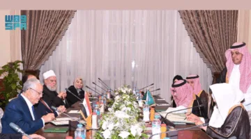 رئيس مجلس الشورى يلتقي برئيس مجلس النواب المصري في جلسة مباحثات رسمية.