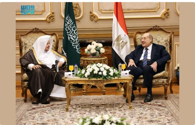 رئيس مجلس الشورى يلتقي مع نظيره المصري في القاهرة لمناقشة تعزيز التعاون البرلماني رئيس مجلس الشورى يلتقي مع نظيره المصري في القاهرة لمناقشة تعزيز التعاون البرلماني