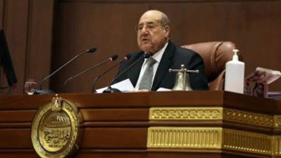 رئيس مجلس الشيوخ يعبّر عن حزنه لوفاة شقيق الرئيس السابق للجمهورية رئيس مجلس الشيوخ يعبّر عن حزنه لوفاة شقيق الرئيس السابق للجمهورية
