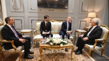 رئيس مجلس النواب يلتقي بالسفير البريطاني في مصر