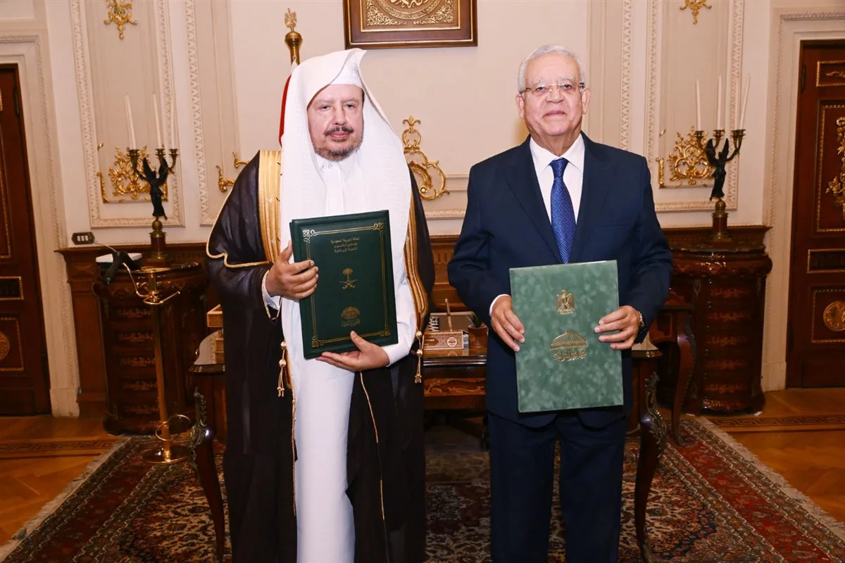 رئيس مجلس النواب يلتقي برئيس مجلس الشورى السعودي رئيس مجلس النواب يلتقي برئيس مجلس الشورى السعودي