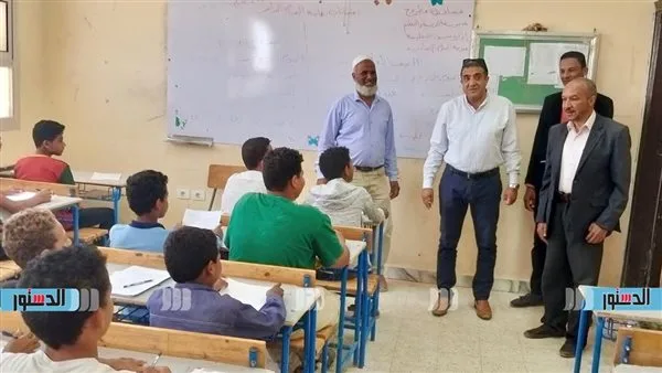 رئيس مدينة سيوة يطلع على لجان امتحانات النقل رئيس مدينة سيوة يطلع على لجان امتحانات النقل