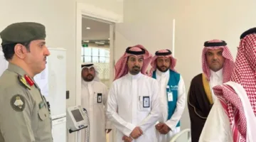 رئيس مركز الرقعي يزور الجهات الحكومية للتحقق من جاهزيتها لاستقبال الحجاج.
