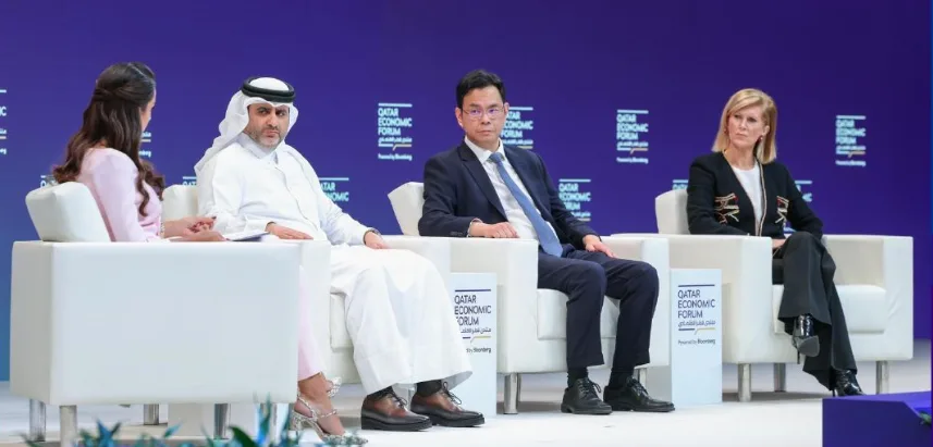 رئيس مصرف قطر المركزي: من المتوقع عدم تأثير الإجراءات الجمركية الأمريكية بشكل مباشر على دول مجلس التعاون الخليجي. رئيس مصرف قطر المركزي: من المتوقع عدم تأثير الإجراءات الجمركية الأمريكية بشكل مباشر على دول مجلس التعاون الخليجي.
