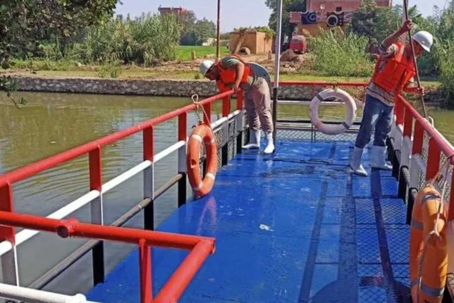 رئيس مياه القناة: زيادة جهود تنظيف مآخذ المحطات في القطاعات الثلاثة رئيس مياه القناة: زيادة جهود تنظيف مآخذ المحطات في القطاعات الثلاثة