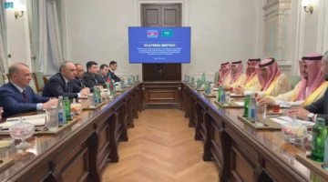 رئيس نزاهة يتباحث مع النائب العام في أذربيجان حول القضايا المشتركة.