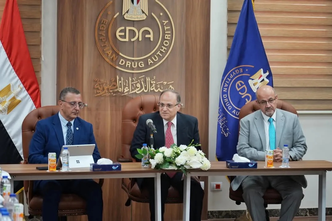 رئيس هيئة الدواء: التعاون مع الجزائر يُعَدّ بداية لشراكة استراتيجية في مجال التصنيع رئيس هيئة الدواء: التعاون مع الجزائر يُعَدّ بداية لشراكة استراتيجية في مجال التصنيع