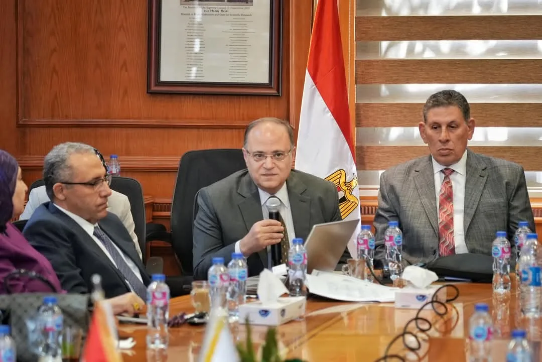 رئيس هيئة الدواء يحضر اجتماع لجنة قطاع الأبحاث الصيدلانية في المجلس الأعلى للجامعات رئيس هيئة الدواء يحضر اجتماع لجنة قطاع الأبحاث الصيدلانية في المجلس الأعلى للجامعات