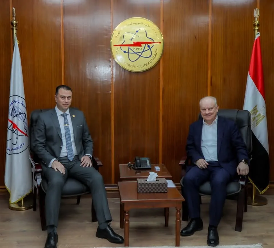 رئيس هيئة المحطات النووية ورئيس “آتوم ستروى إكسبورت” يناقشان آخر التطورات في مشروع “الضبعة” ويؤكدان الالتزام بالمواعيد المحددة.