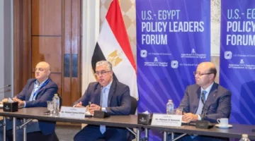 رئيس هيئة قناة السويس: المنطقة الاقتصادية تعد حلاً عالمياً لجذب الاستثمارات ومواجهة التحديات