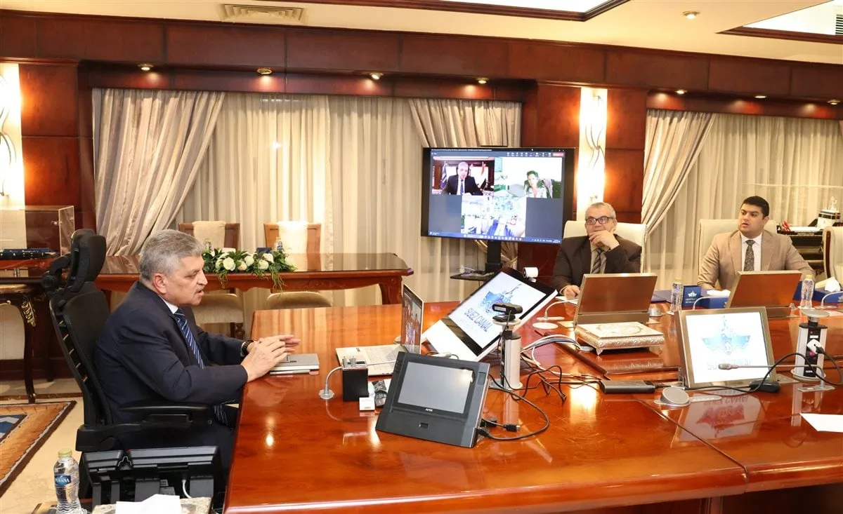 رئيس هيئة قناة السويس: تطورات الأوضاع بالبحر الأحمر علامة جيدة ومؤشر إيجابي لعودة الملاحة بالمنطقة