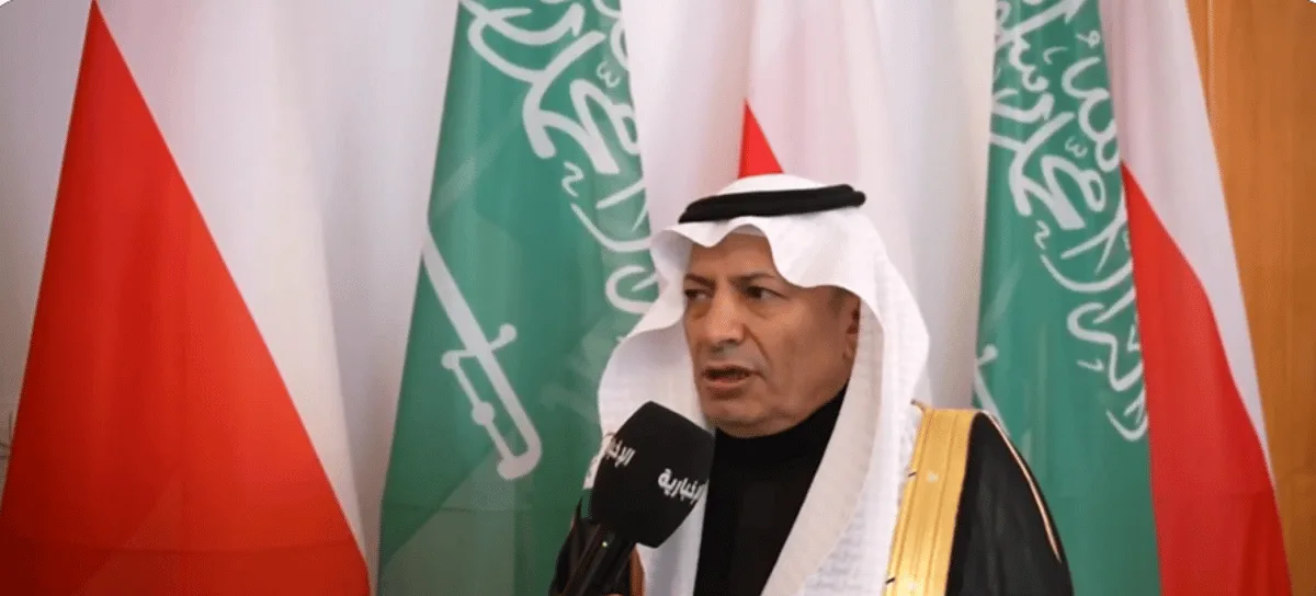 رئيس وزراء قيرغيزستان يجتمع برئيس اتحاد الغرف التجارية والمستثمرين السعوديين رئيس وزراء قيرغيزستان يجتمع برئيس اتحاد الغرف التجارية والمستثمرين السعوديين