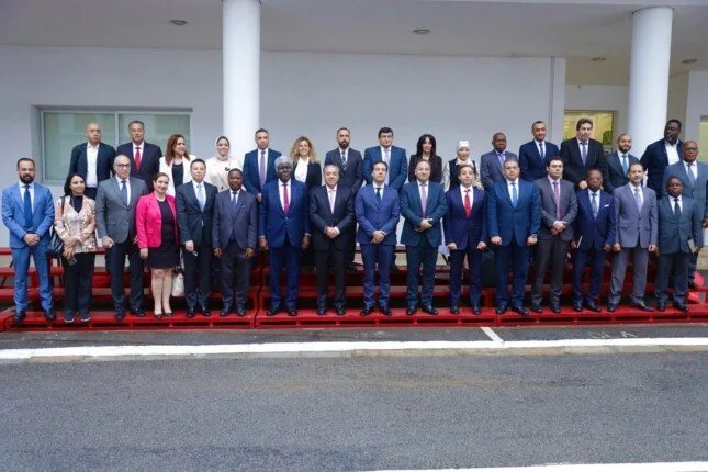 رئيس وزراء كوت ديفوار يلتقي بوفد اتحاد الصناعات المصرية برئاسة شريف الجبلي رئيس وزراء كوت ديفوار يلتقي بوفد اتحاد الصناعات المصرية برئاسة شريف الجبلي